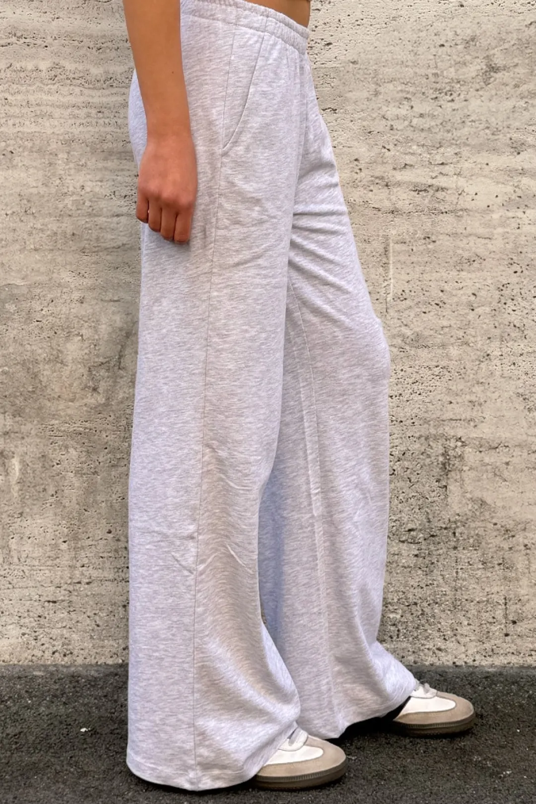 Subdued Pantaloni tuta wide leg Multicolor Clearance